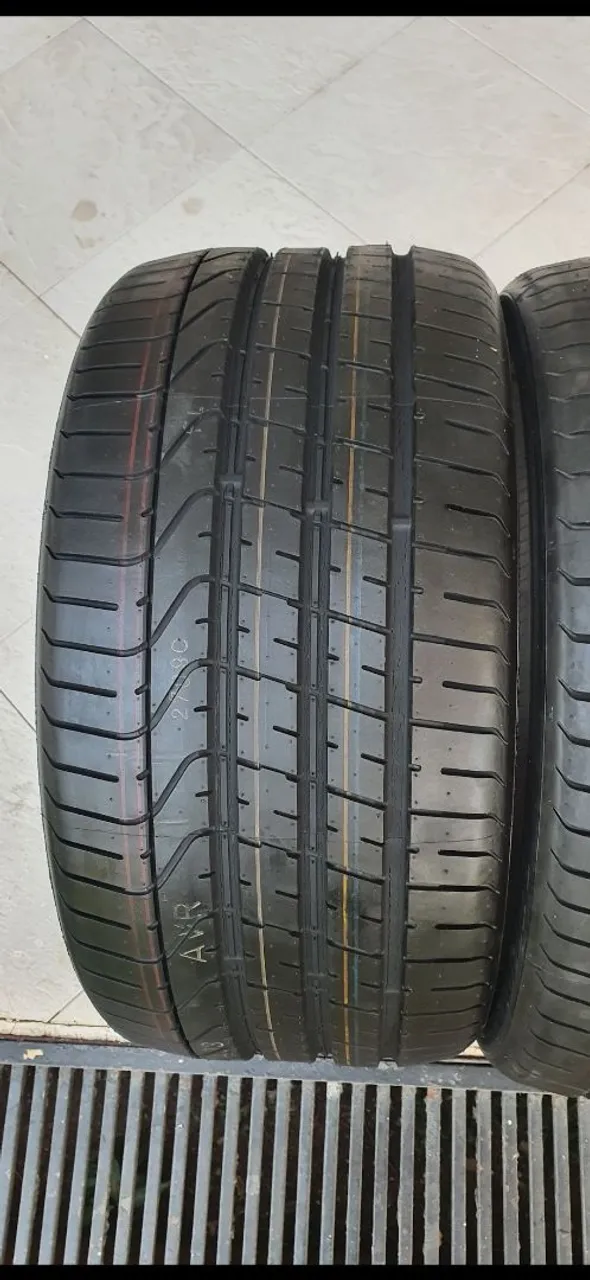Pneus 265/30/20 Pirelli P Zero