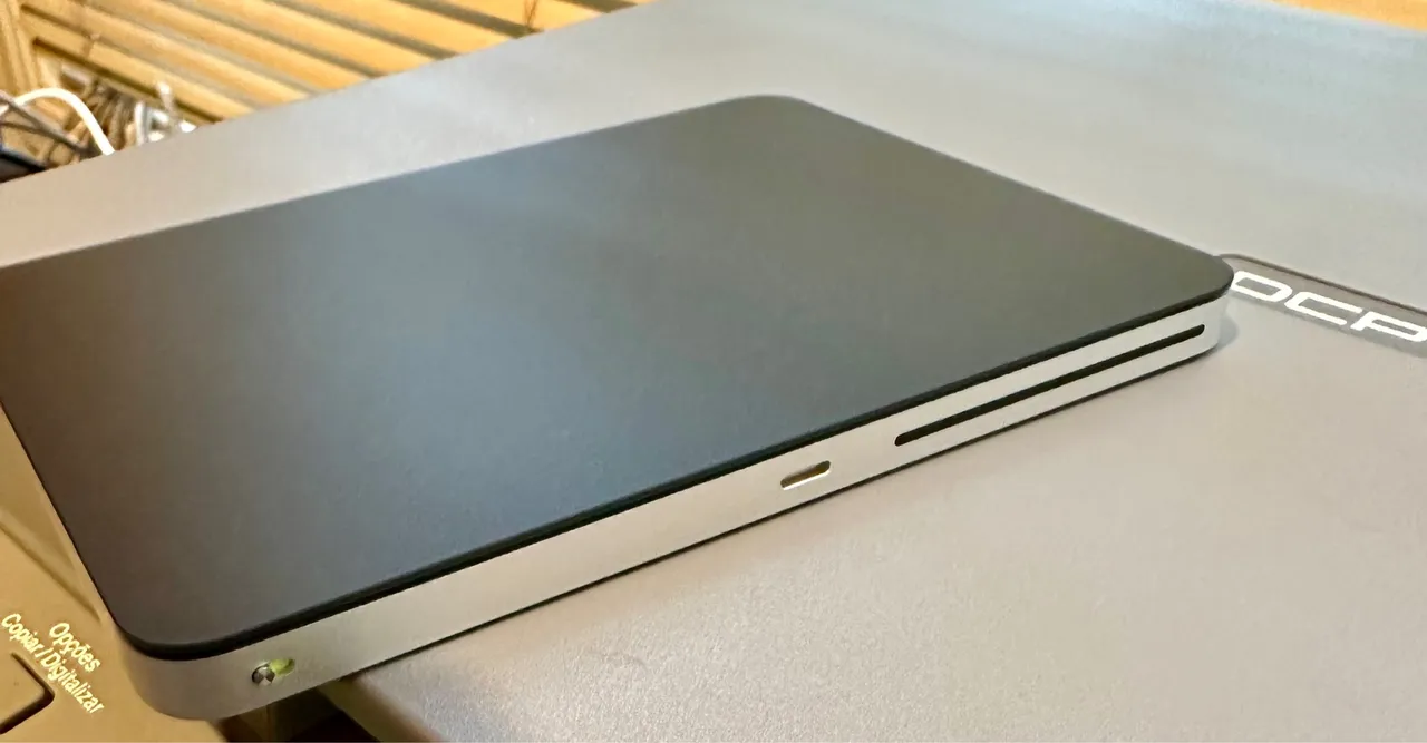 Magic Trackpad Apple Preto - Novo