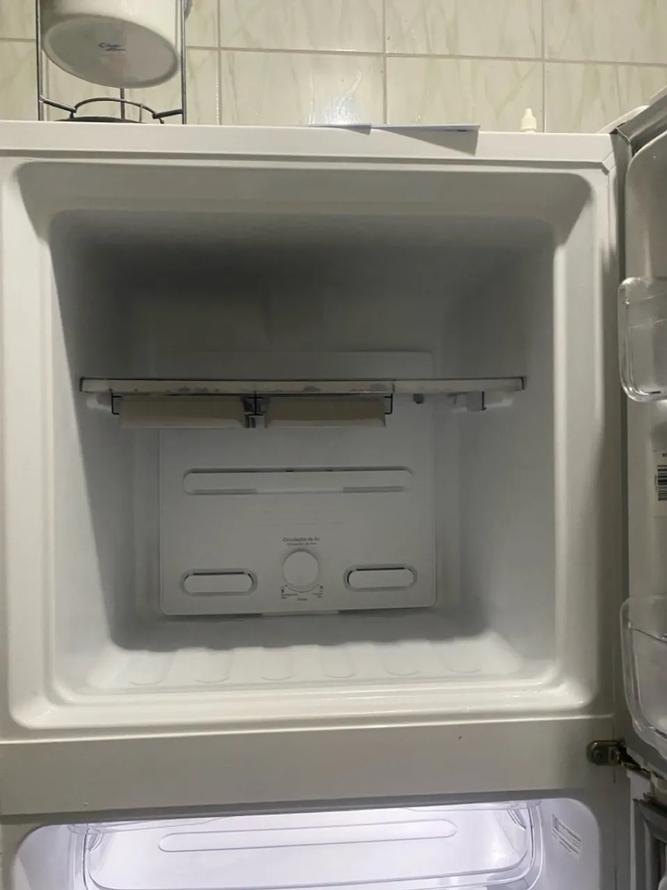 Geladeira nova utilizada um mês com garantia