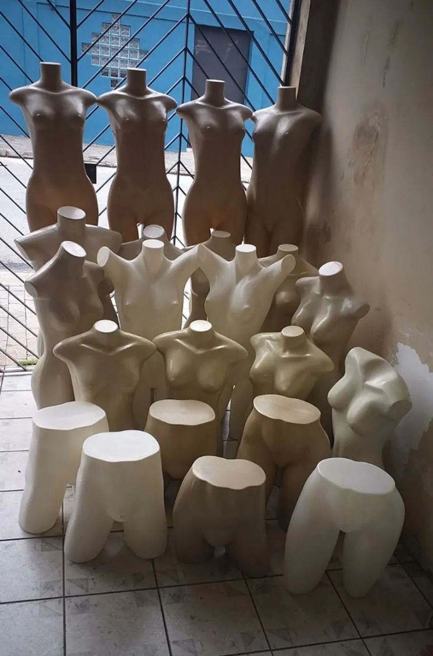 Manequins Femininos de plástico, cor nude, parte íntima, meio corpo e corpo total - Foto 2