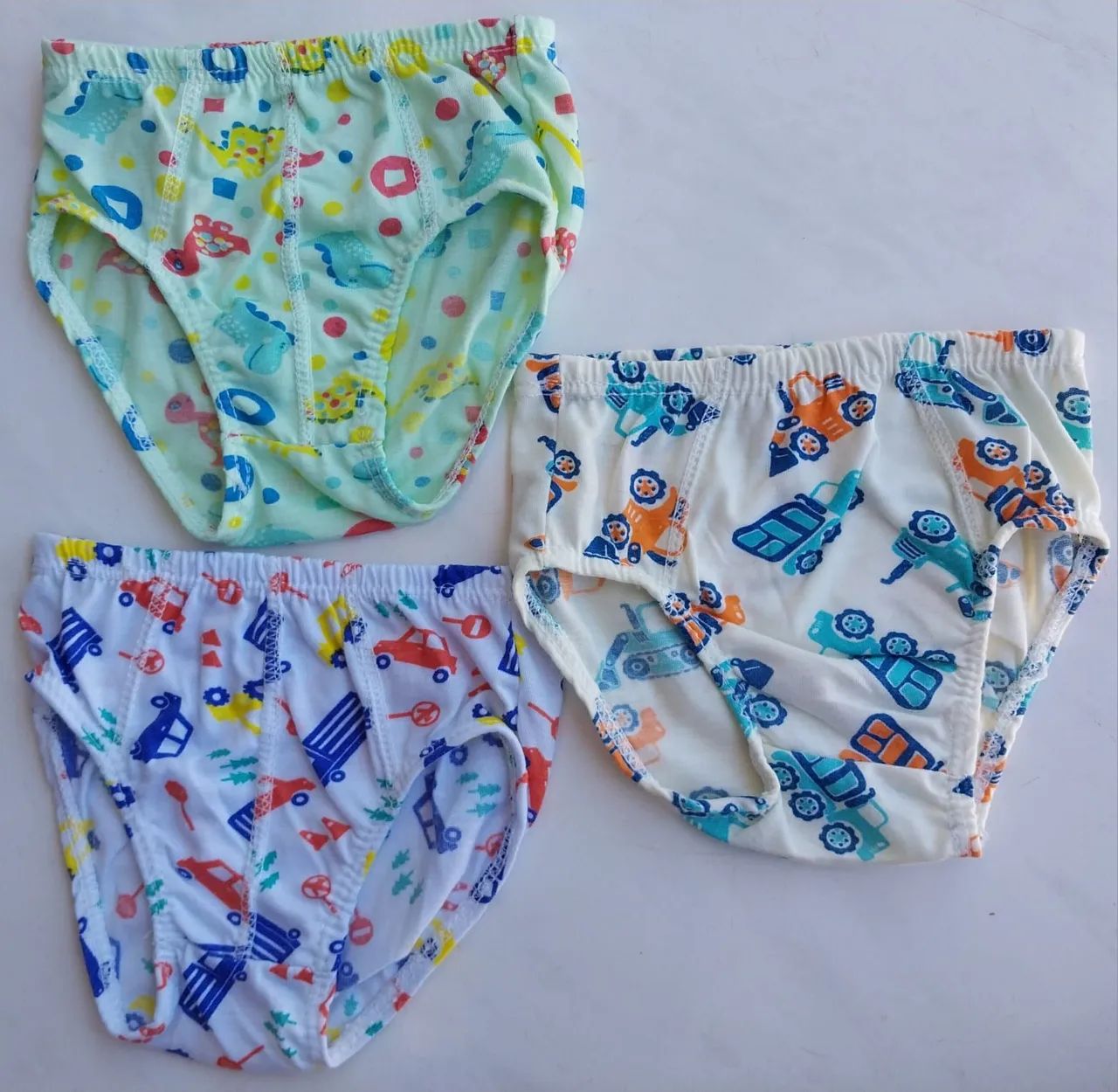 Kit com 3 Cuecas Infantis Divertidas 20$