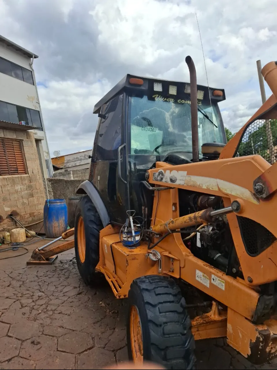 Retro escavadeira 580M