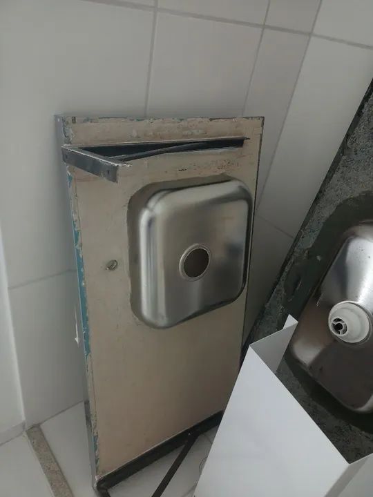 Pia de cozinha em aço inox - Foto 5