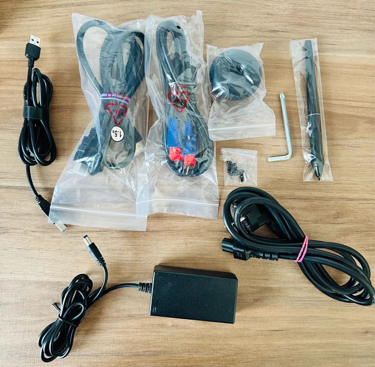 Mesa Digitalizadora Huion Kamvas Pro 22 - Foto 2