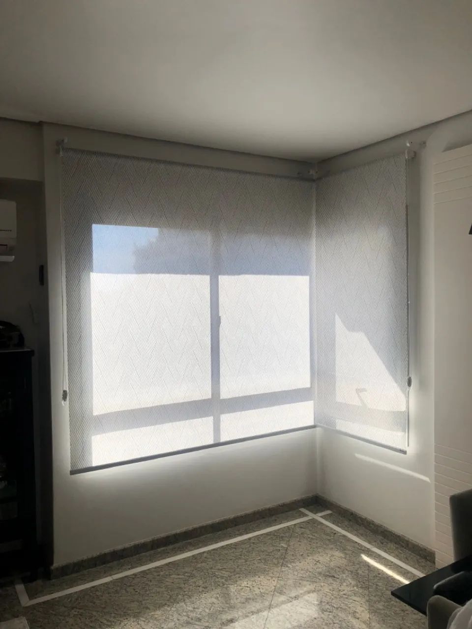 Cortinas 2(duas) de Rollo Elmo para sala