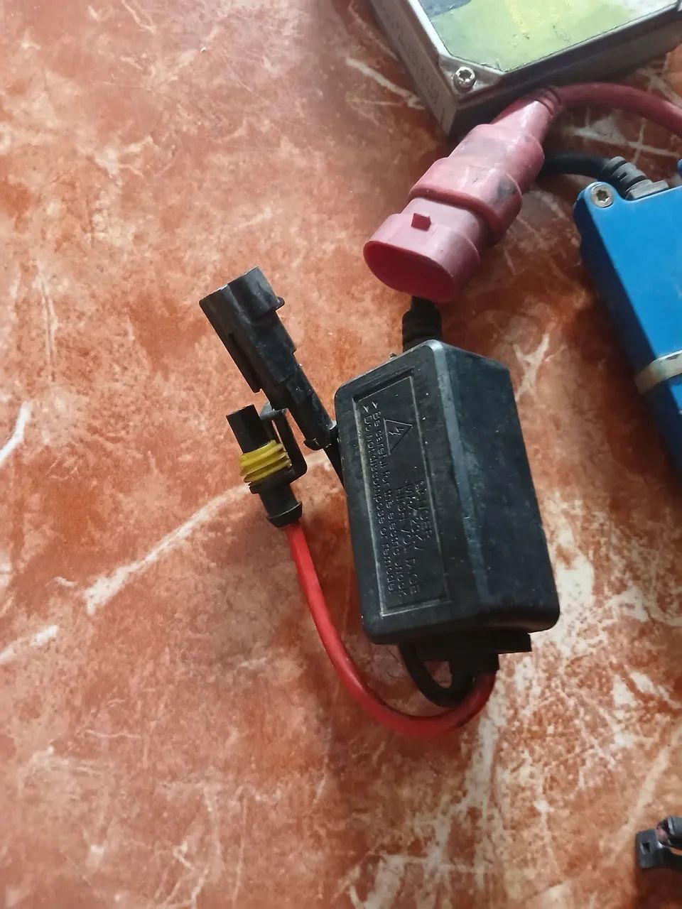 Vende-se xenon - Foto 4
