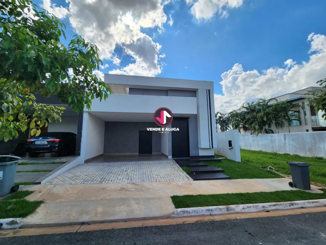 Primor Das Torres: Casa em Condomínio com área construída de 148m² em São João Del Rei, Cu