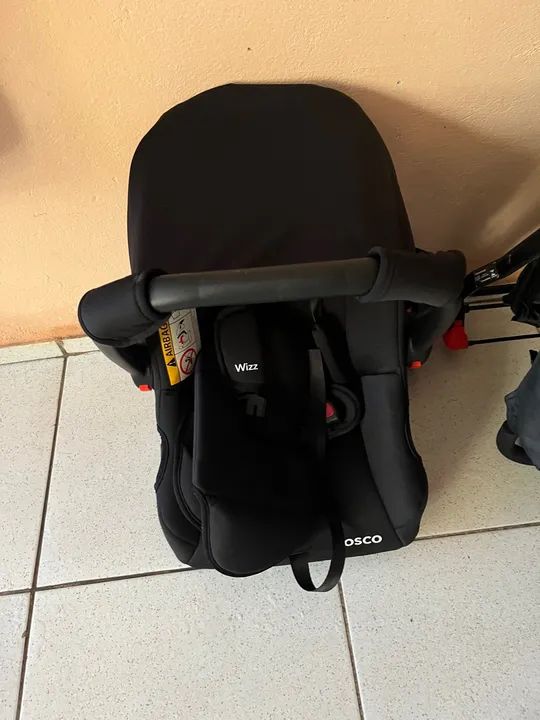 Vendo bebe conforto e carrinho - Foto 4
