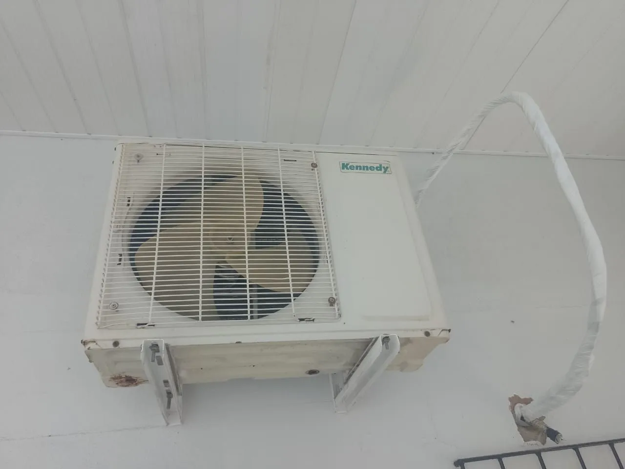 Ar Condicionado Kennedy - 9000 BTUs