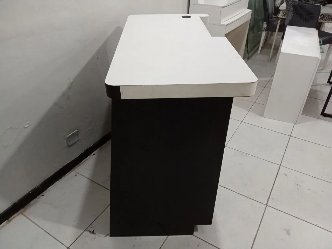 Balcão com 1 Gaveta e 2 Portas em MDP - Foto 2