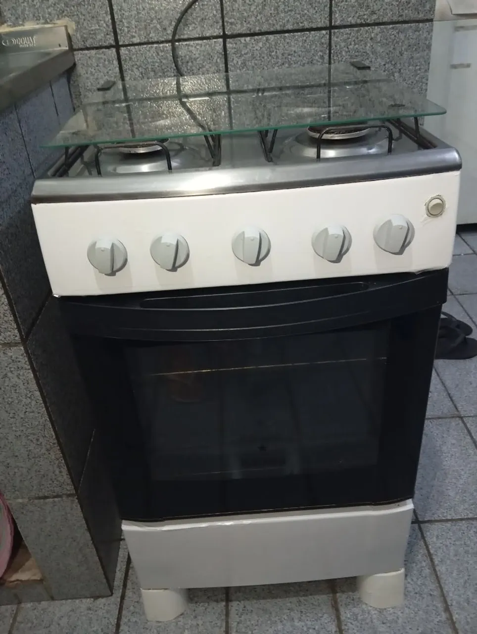 Fogão 4 Bocas com Forno