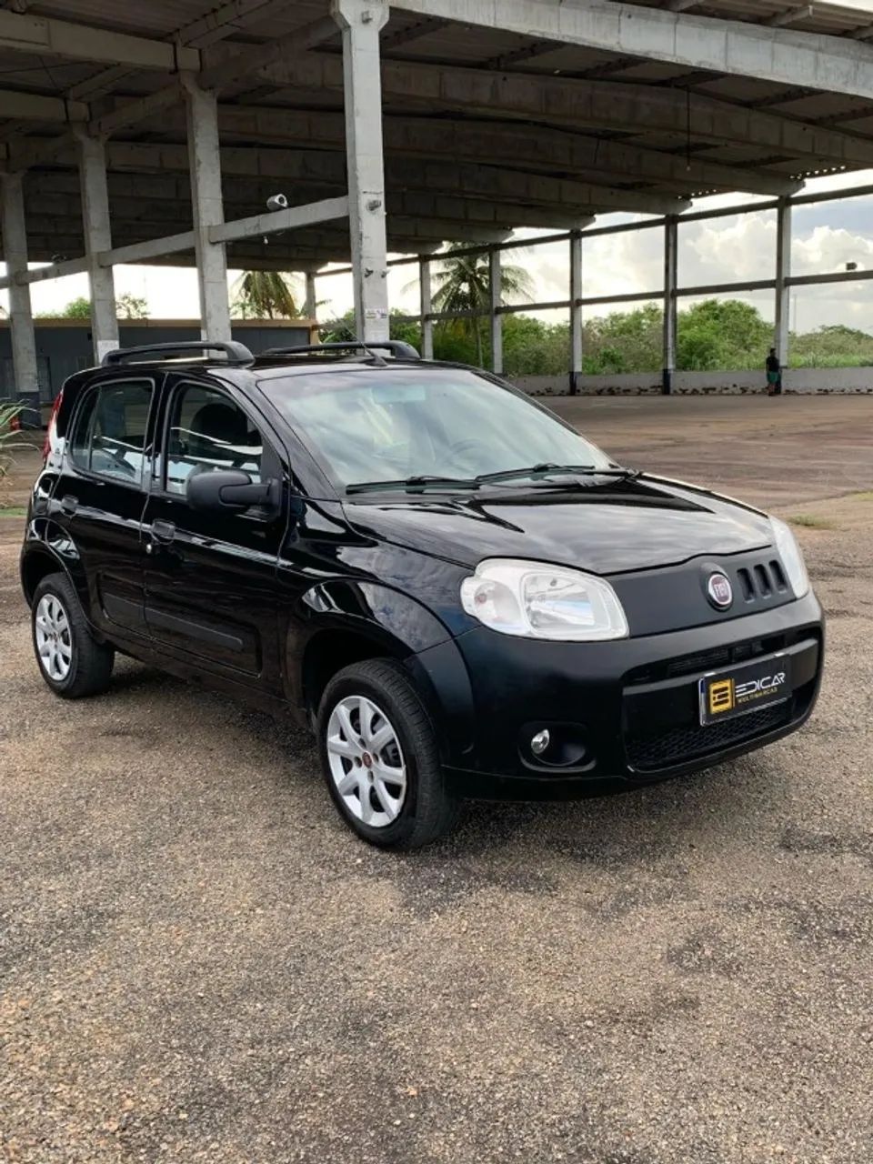 Fiat Uno Vivace  1.0 2012 - Ótimo Estado, Muito Econômico! - Foto 5