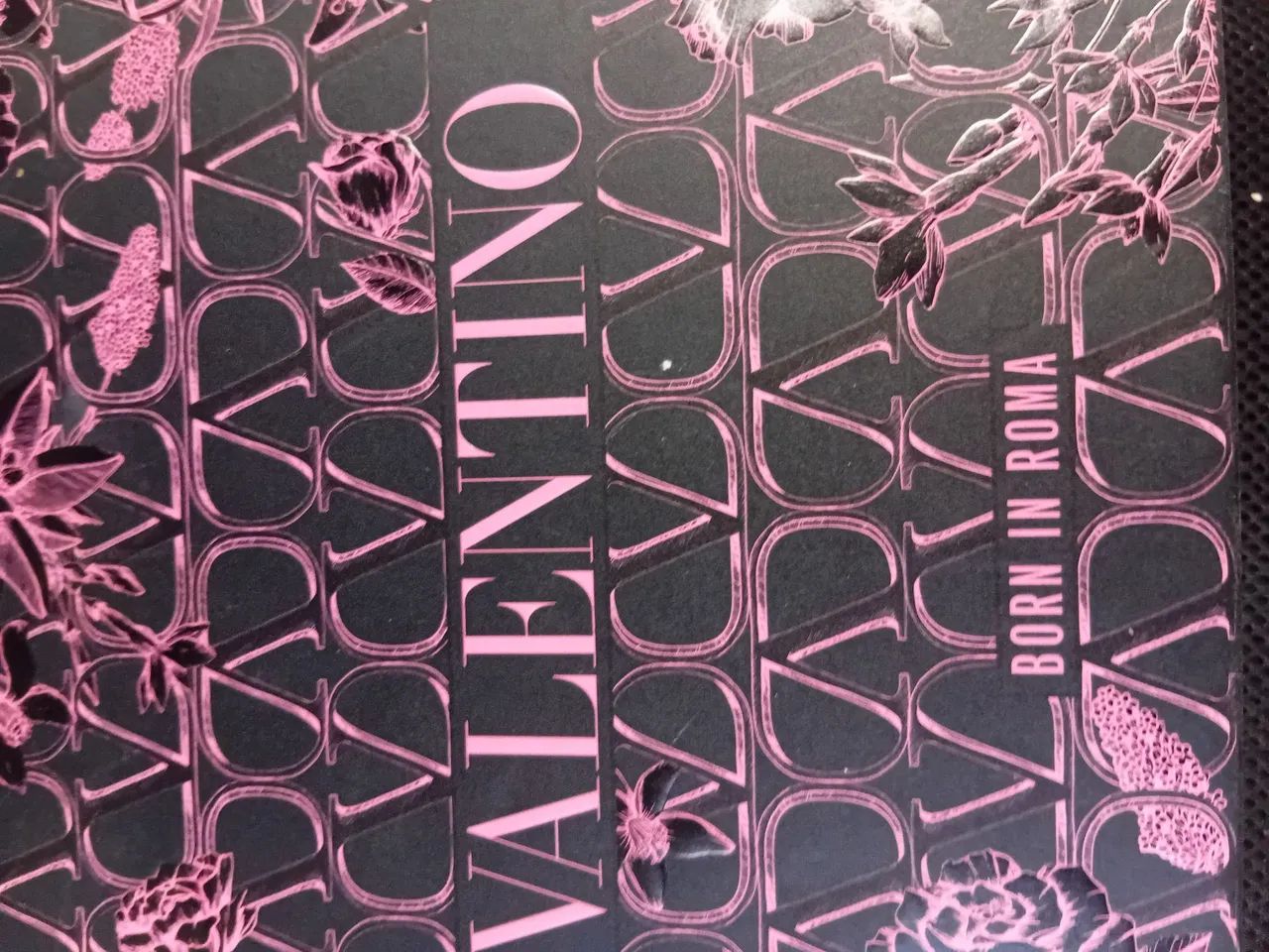Caixa Perfume Valentino Born In Roma