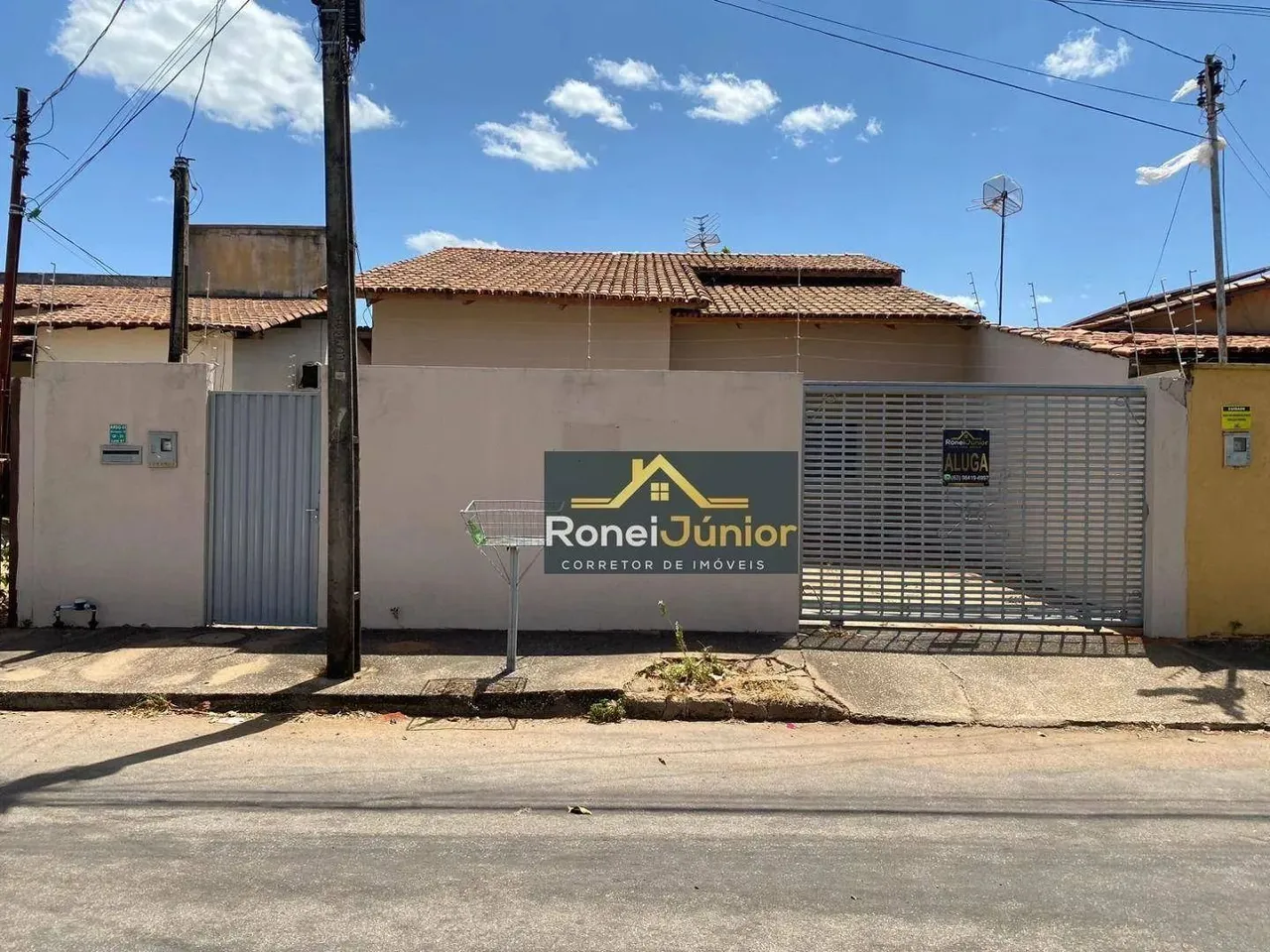 Casa 3Q dormitórios para alugar, 148 m² por R$ 2.800/mês - Plano Diretor Sul - Palmas/TO