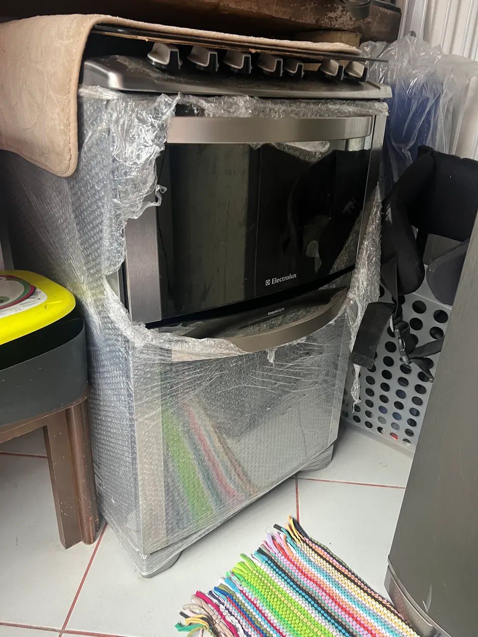Fogão Electrolux 4 bocas 2 fornos 