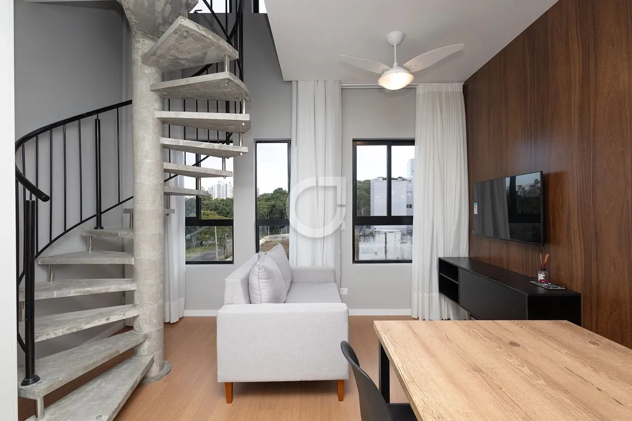 Duplex para Locação no Cabral, Curitiba | 1 Suíte | 42m² | 1 Vaga |