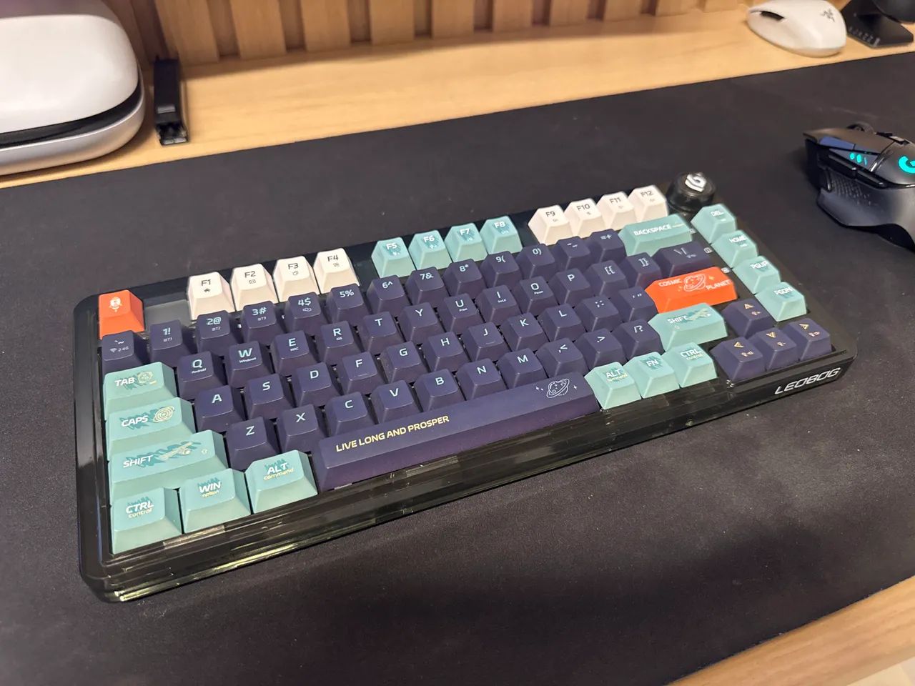 Teclado Mecânico LeoBog K81Pro 64197816142467120