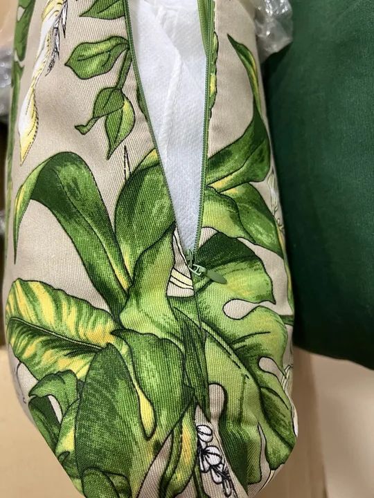 6 almofadas com capas removíveis - Foto 2