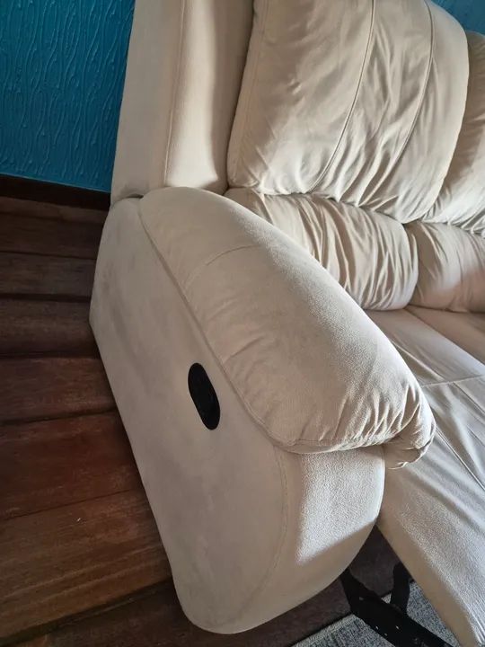 Sofá Retrátil 2 Lugares Bege - Foto 2