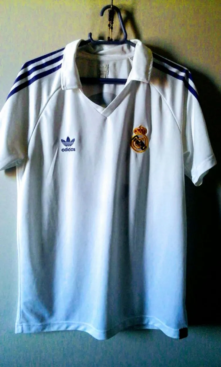 Real Madrid Adidas - Clássica