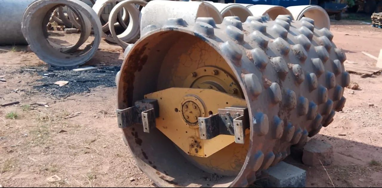 Rolo compactador de solo usado - Foto 4