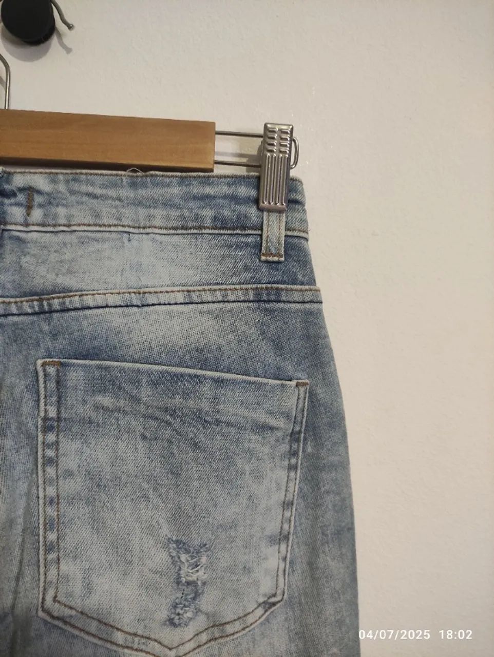 Calça Jeans Lavada Destroyed Flare Cintura Alta  - Foto 5