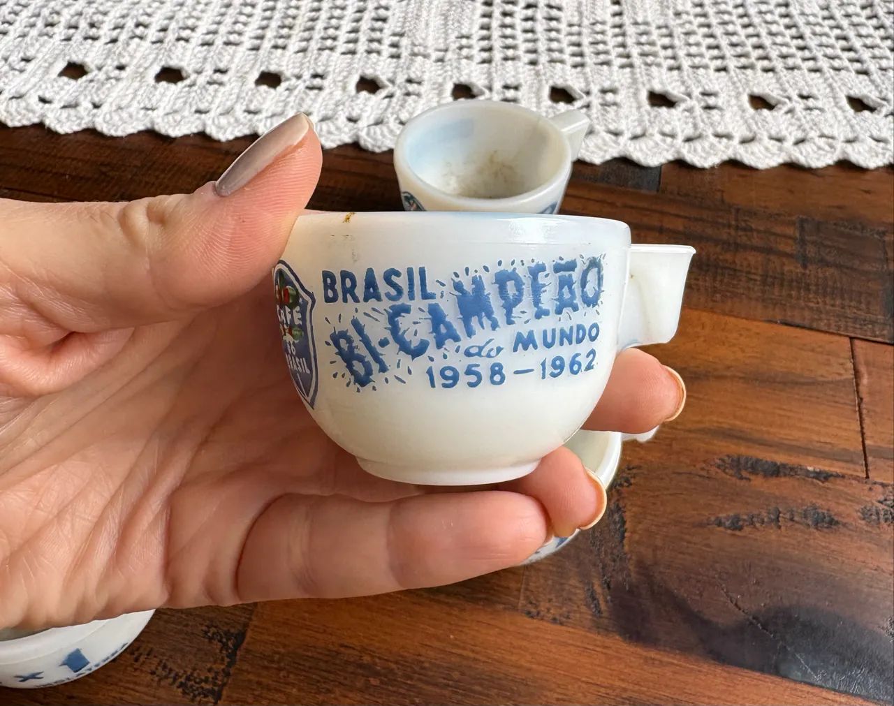 ? COLEÇÃO RARA - XÍCARAS DA COPA DO MUNDO 1958 / 1962 ? - Foto 6