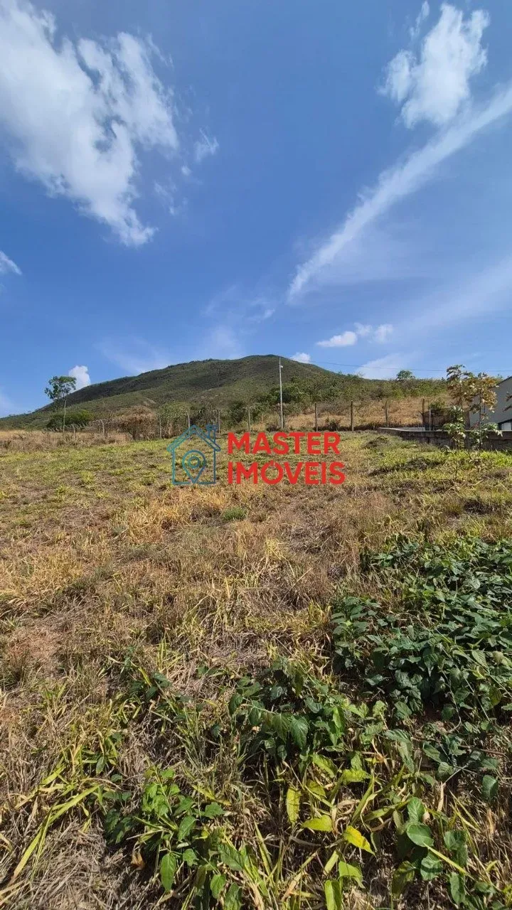LOTE DE 1.000 M² EM CONDOMÍNIO FECHADO