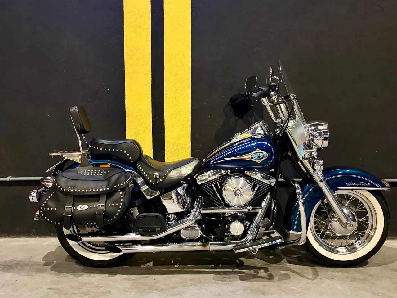 Harley-Davidson Softail Classic Flstc 1998 - 1454819563 | OLX