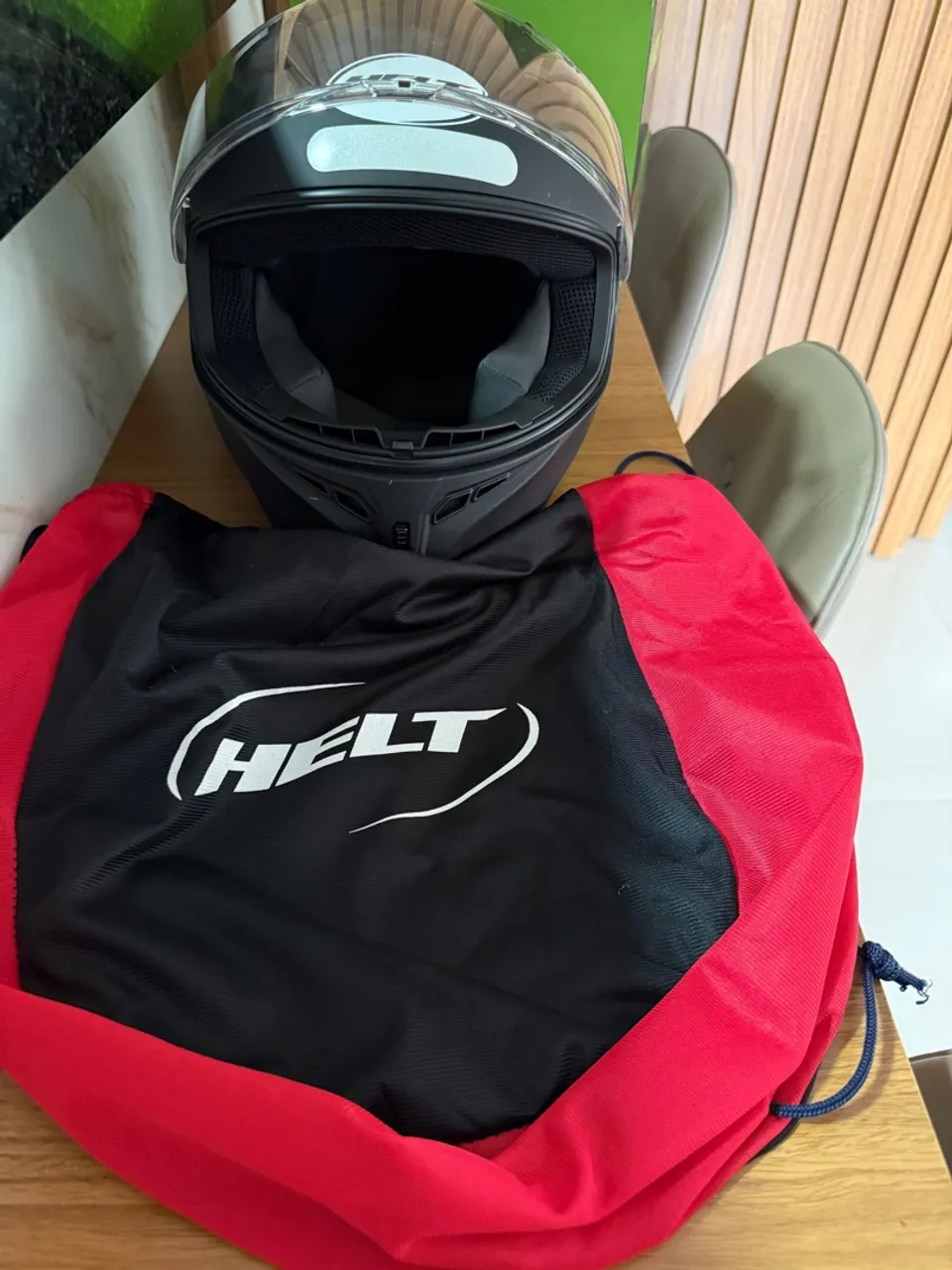 Capacete Helt Tamanho 56