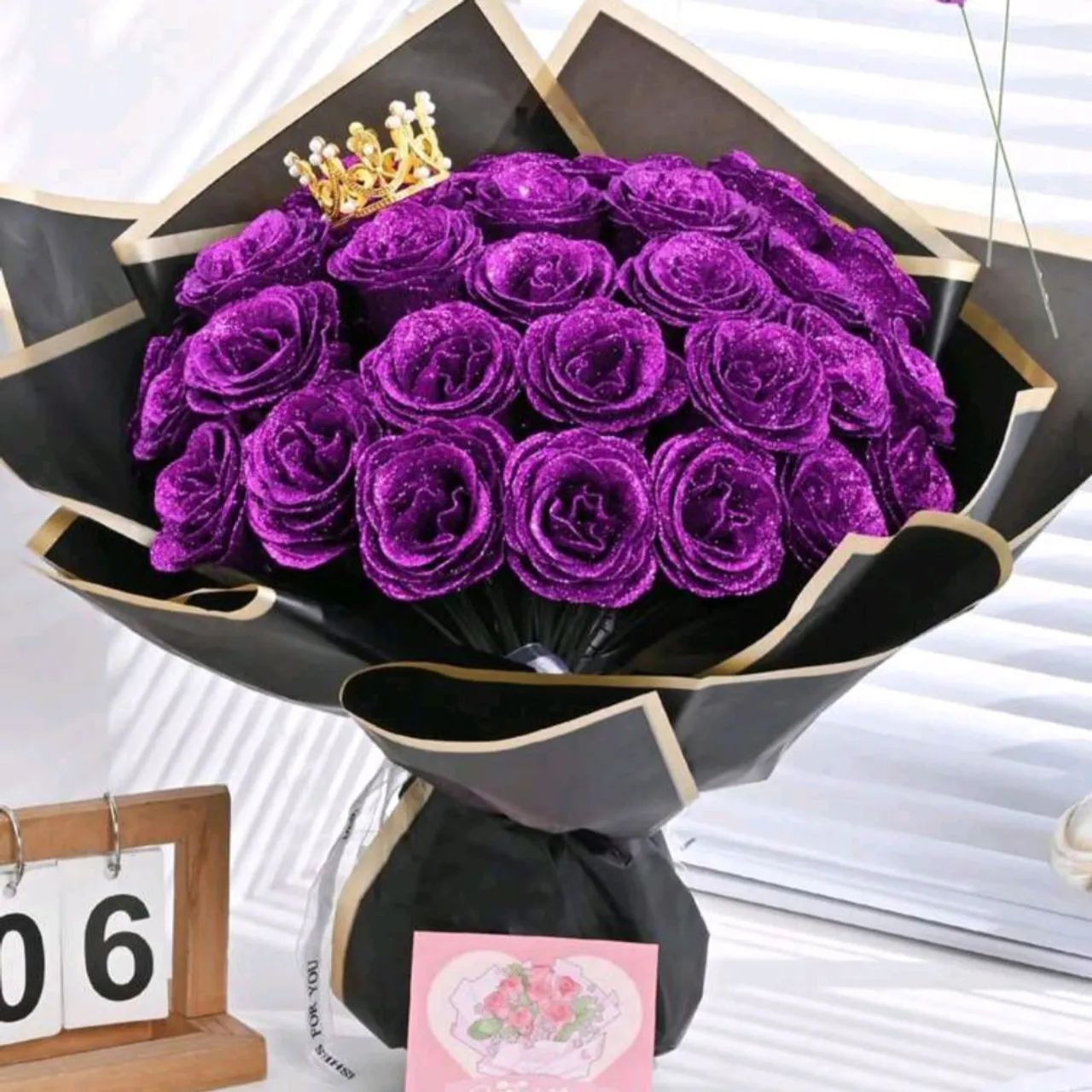 Bouquê de Rosas Roxas que nunca murcham 