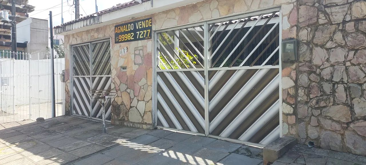 Imóvel para venda possui 360 metros quadrados com 3 quartos em Serraria - Maceió - AL