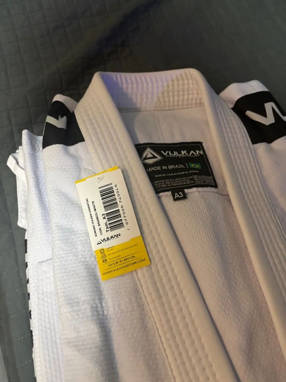 Kimono de Jiu-Jitsu Vulcan Essential A3 Branco