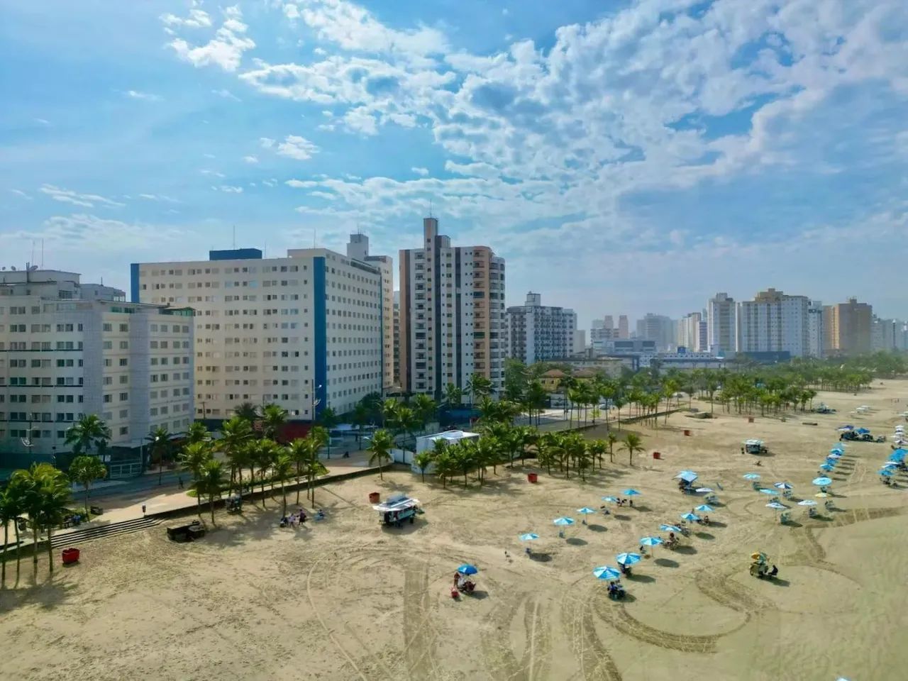 Apartamento para Venda em Praia Grande, Nova Mirim, 2 dormitórios, 1 banheiro, 2 vagas