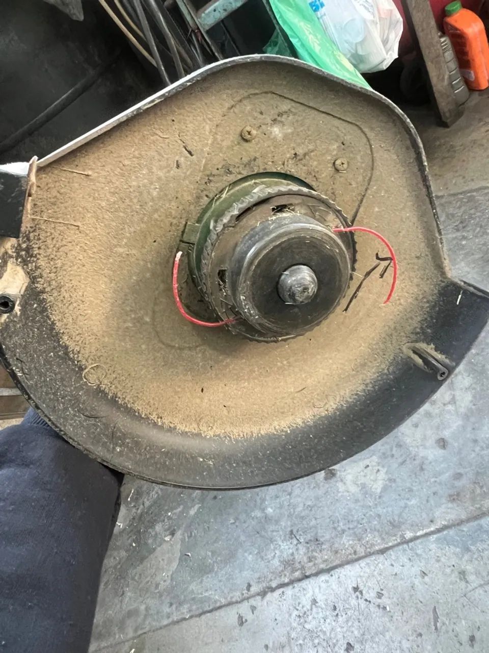 Aparador de grama elétrico Tekna TT1000 - Foto 3