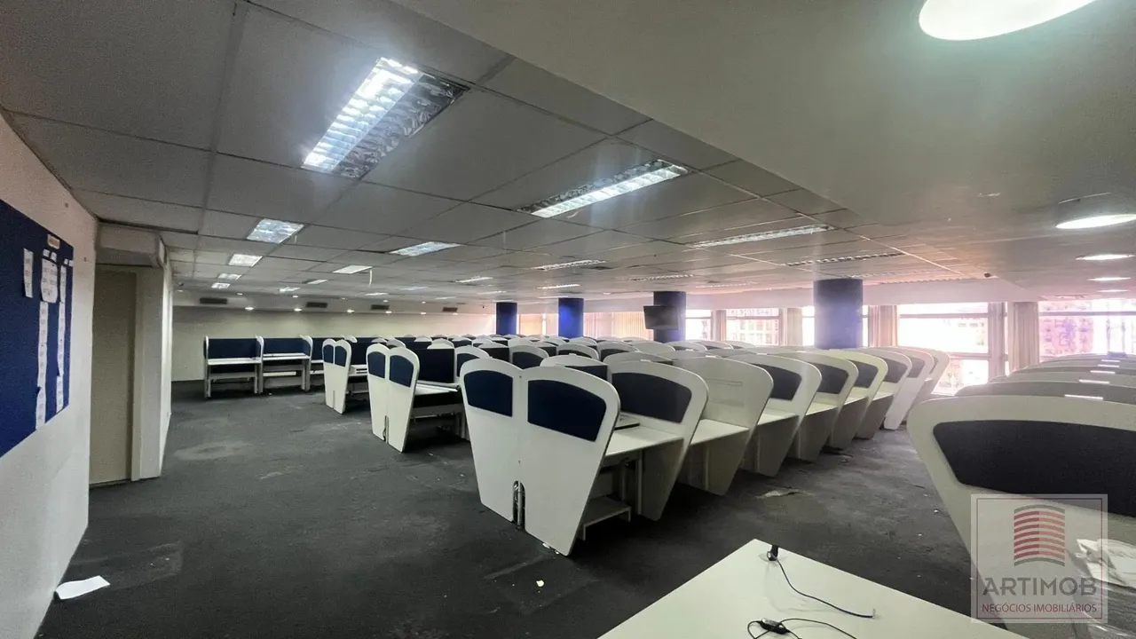 Sala Comercial no Centro Histórico de SP, 513m² à Venda e Locação