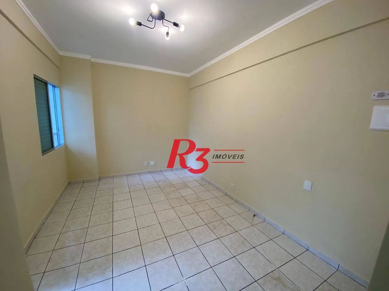 Kitnet para alugar a uma quadra da praia. - Foto 4