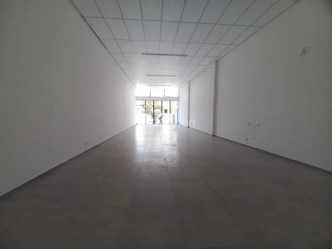 Sala para aluguel, 2 vagas, Centro - Tubarão/SC - Foto 5