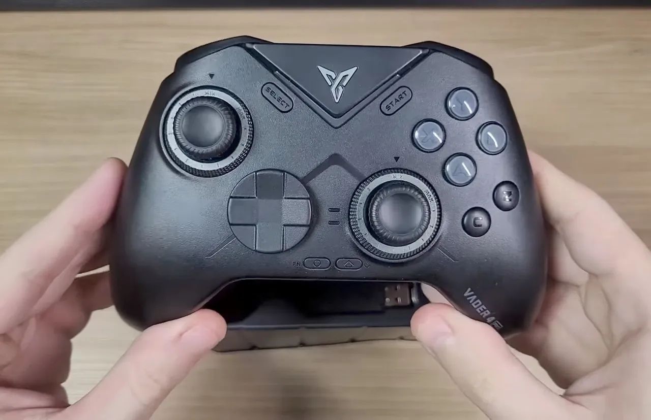 Flidigy Vader 4 pro controle com halleffect para Pc, Switch, Android e ios 