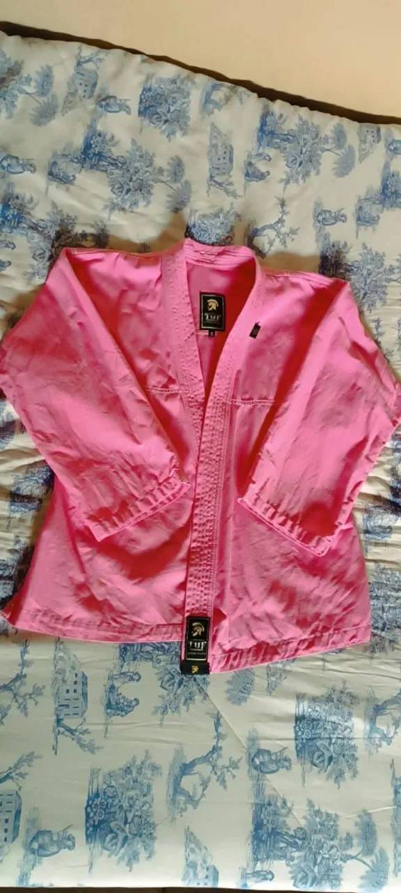 Kimono Rosa TUF - Jiu-Jitsu