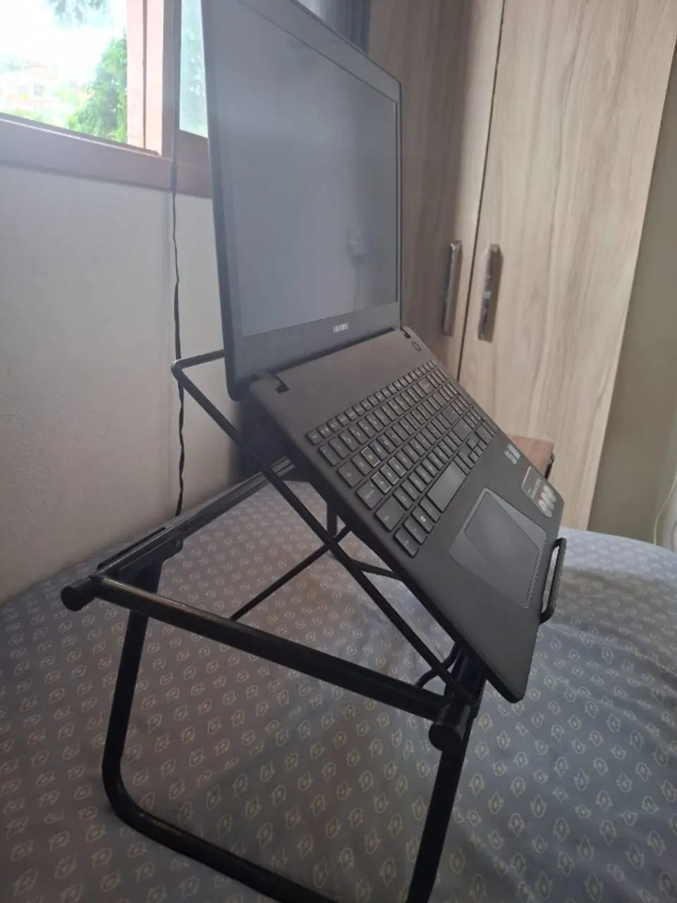 Suporte para Notebook Colo Dobrável Aramado com Madeira - Foto 6