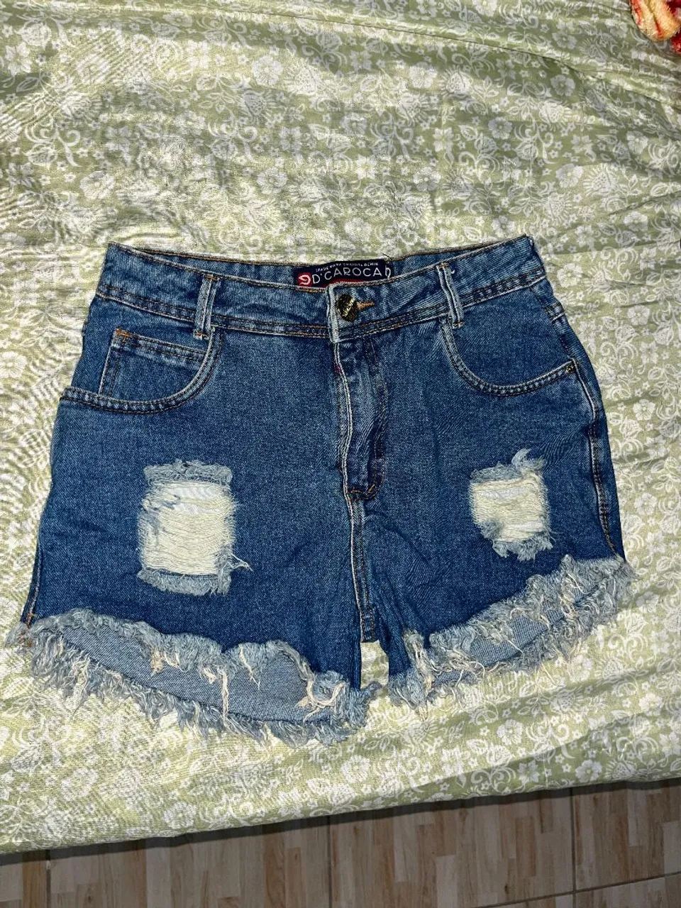 Shorts qualquer peça 10 reais