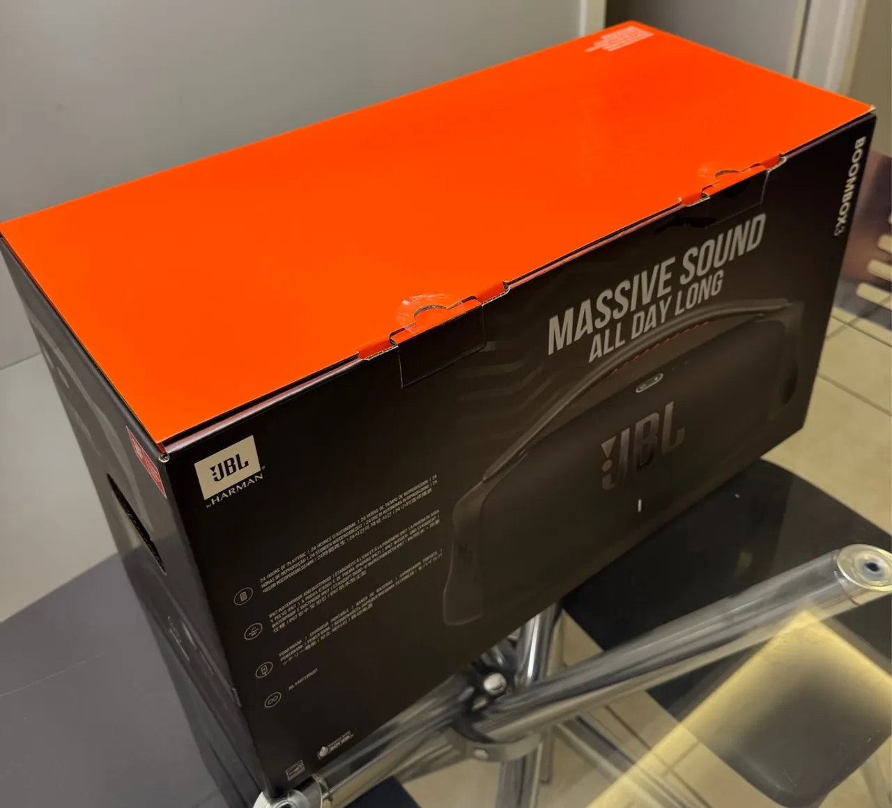 Caixa de Som JBL Boombox 3 - Som Potente e Longa Duração