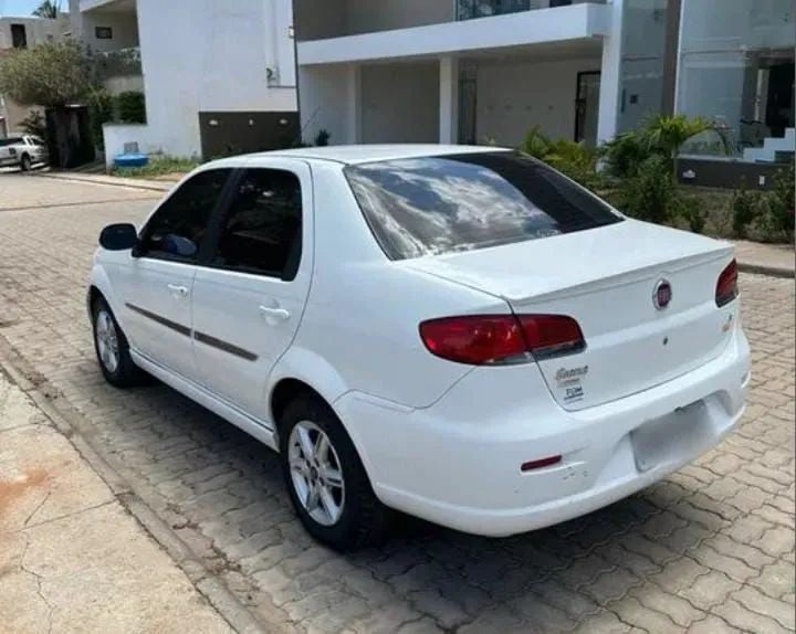 Fiat Siena 2015