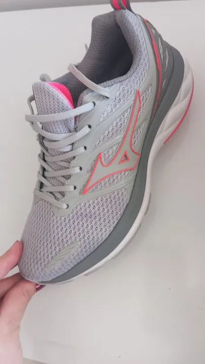 Tênis feminino mizuno