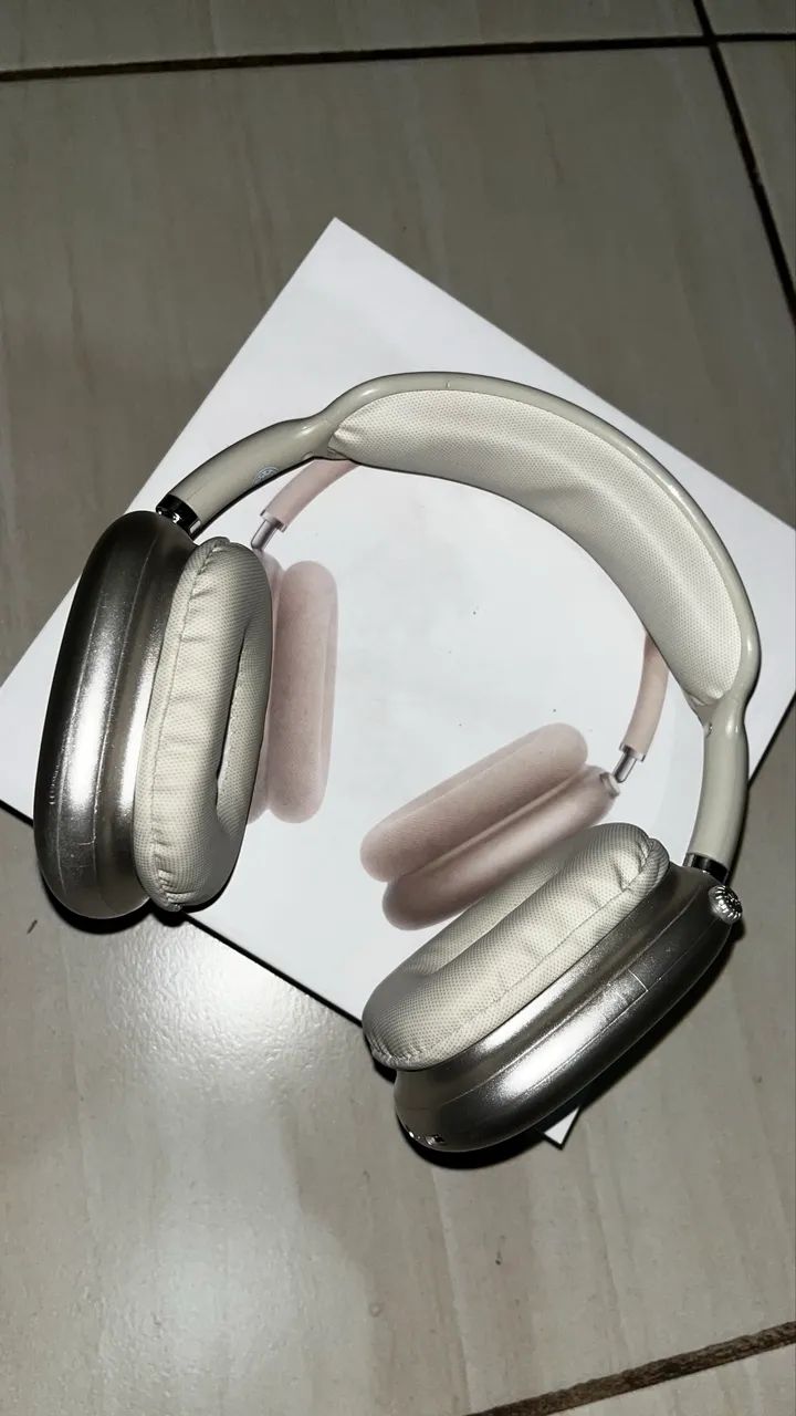 Fone estilo AirPod Max