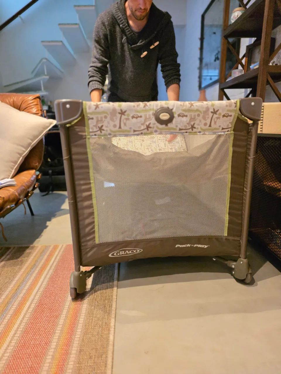 Embale Playard Graco e Play Portable Push Button - Foto 4