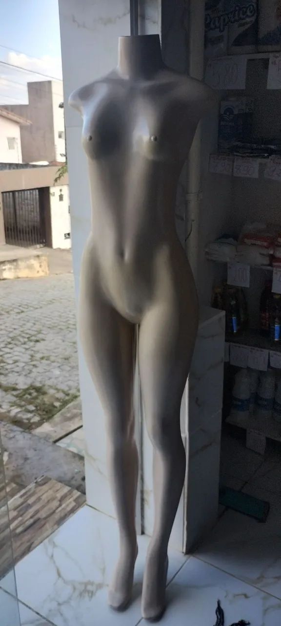 Vendo maniguim feminino 75 cada