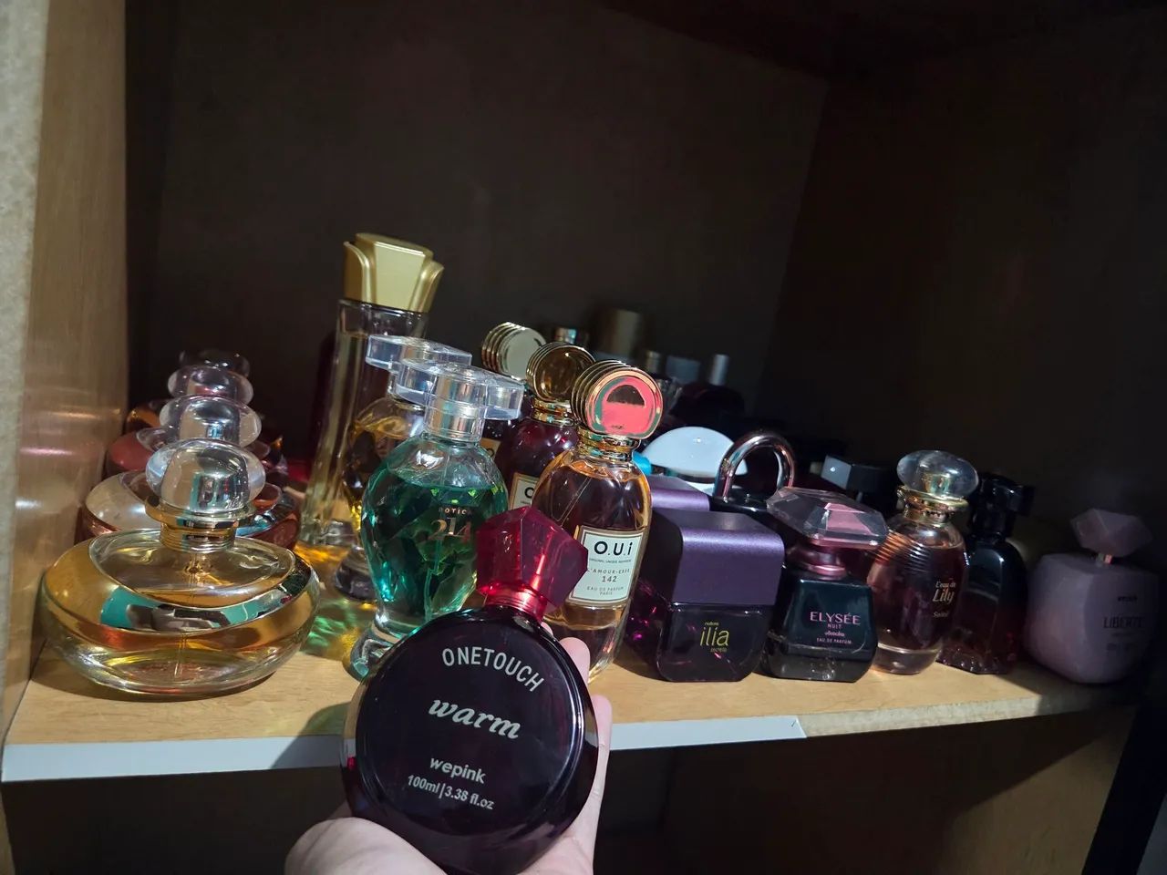 Vendo esses perfumes pela metade do preço que são 