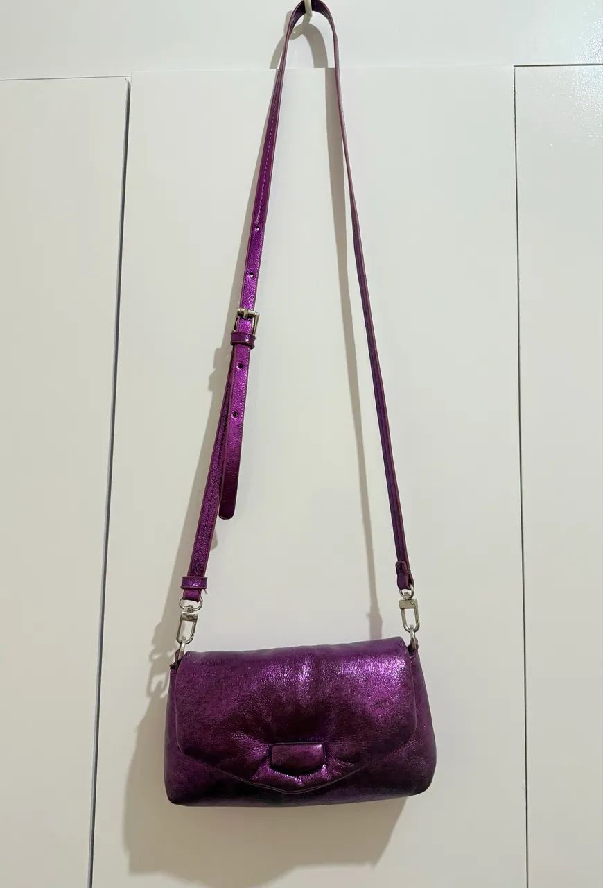 Bolsa Zara metalizada / metálica roxa 